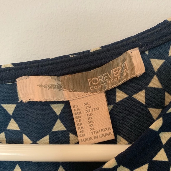 Tank top - Picture 3 of 3